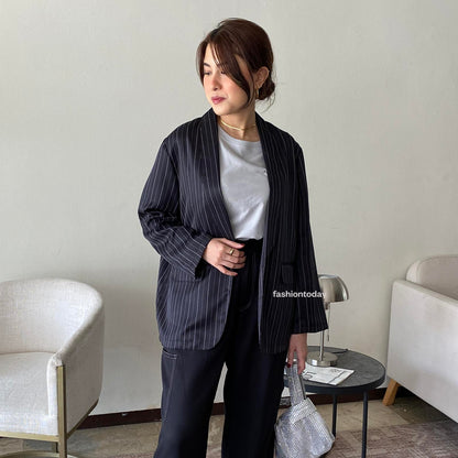 Olivia  Blazer