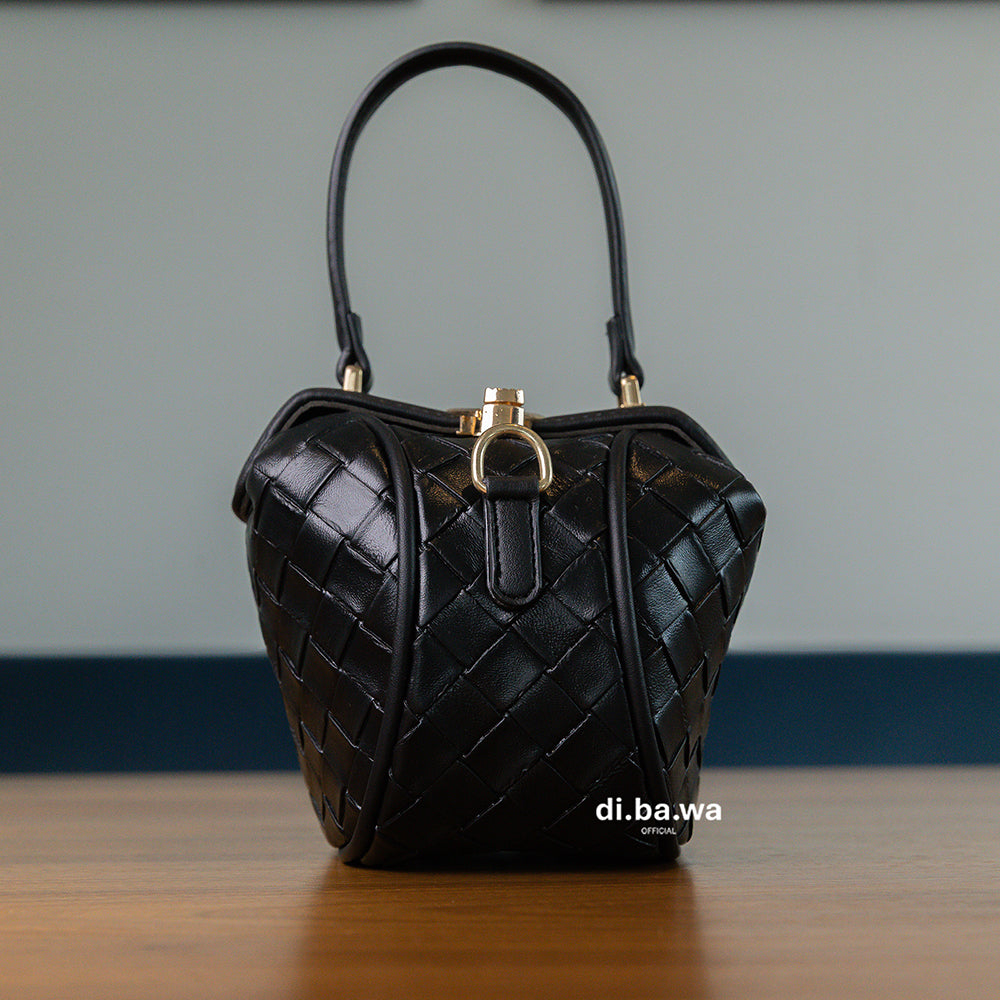 Apple Weave Bag
