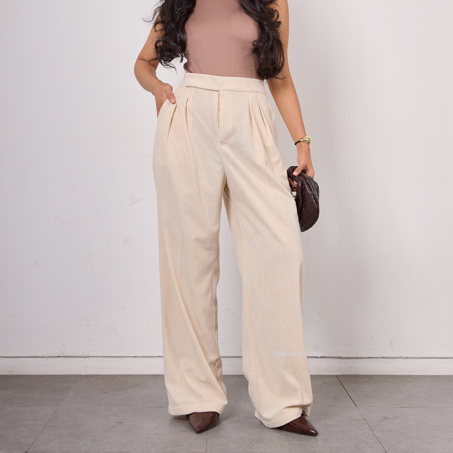 Boa Pants