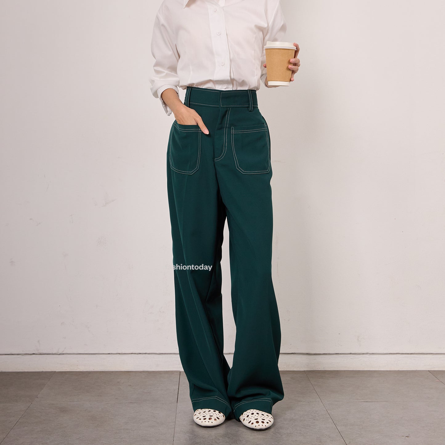 Karen Pants - Fashiontoday
