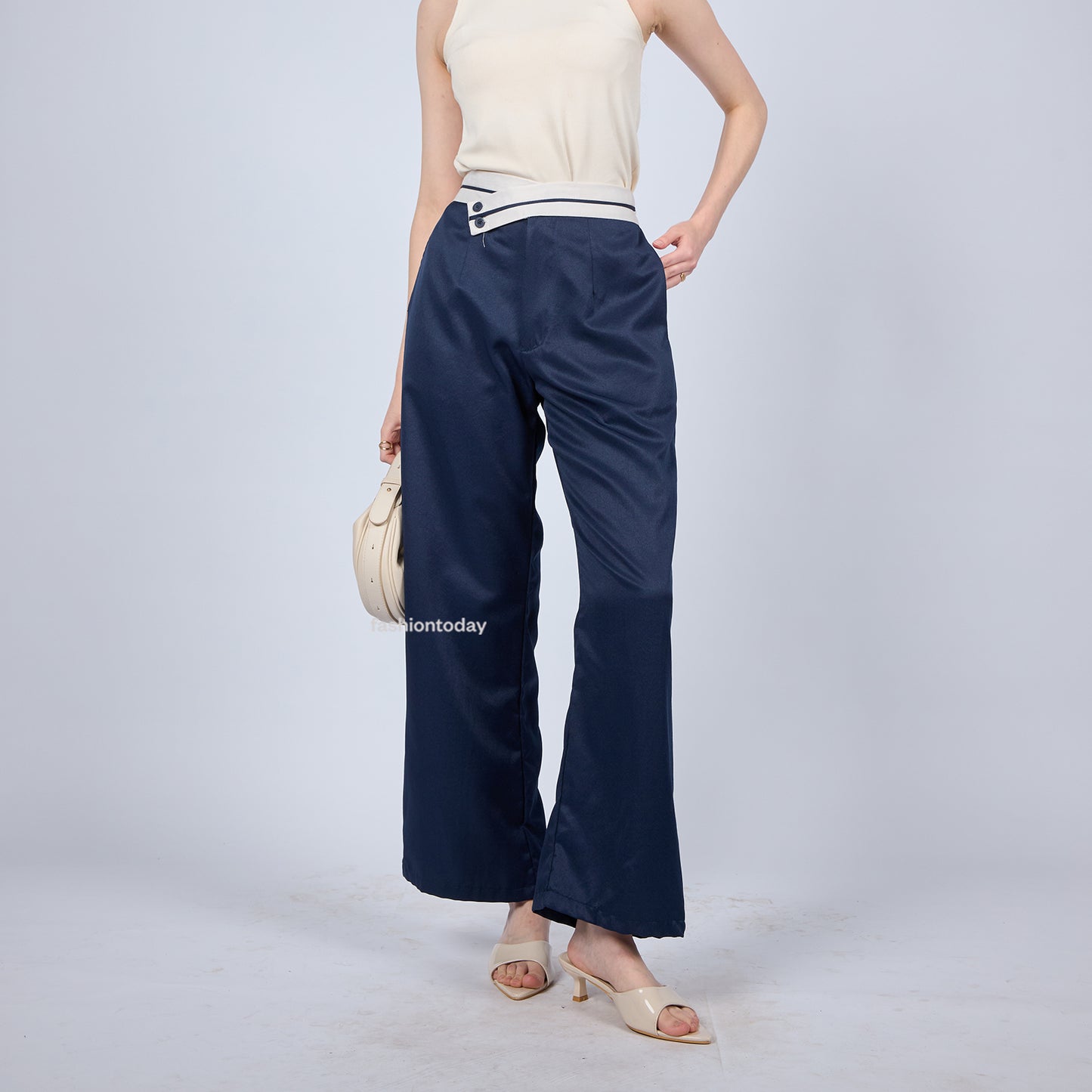 Jessica Pants - Fashiontoday