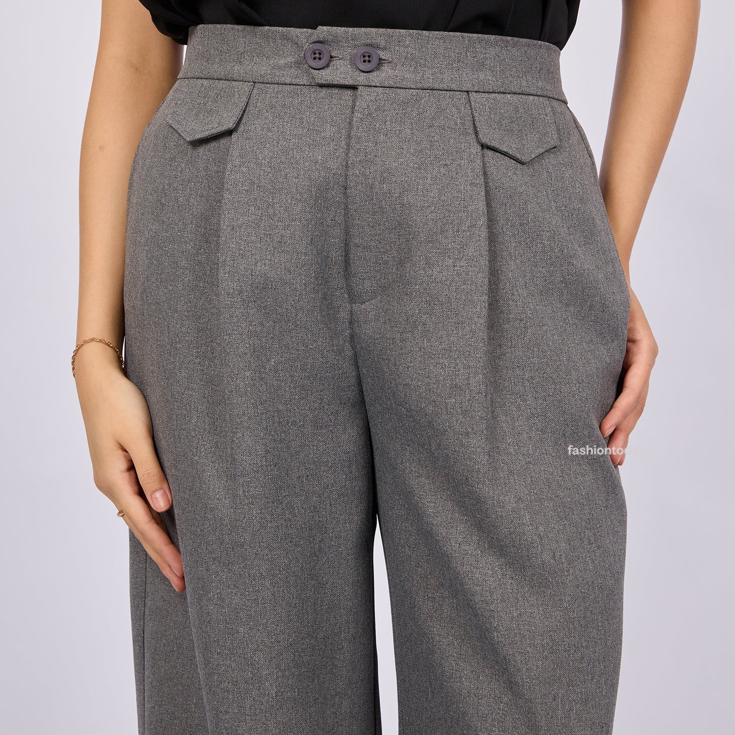 Saka Pants - Fashiontoday