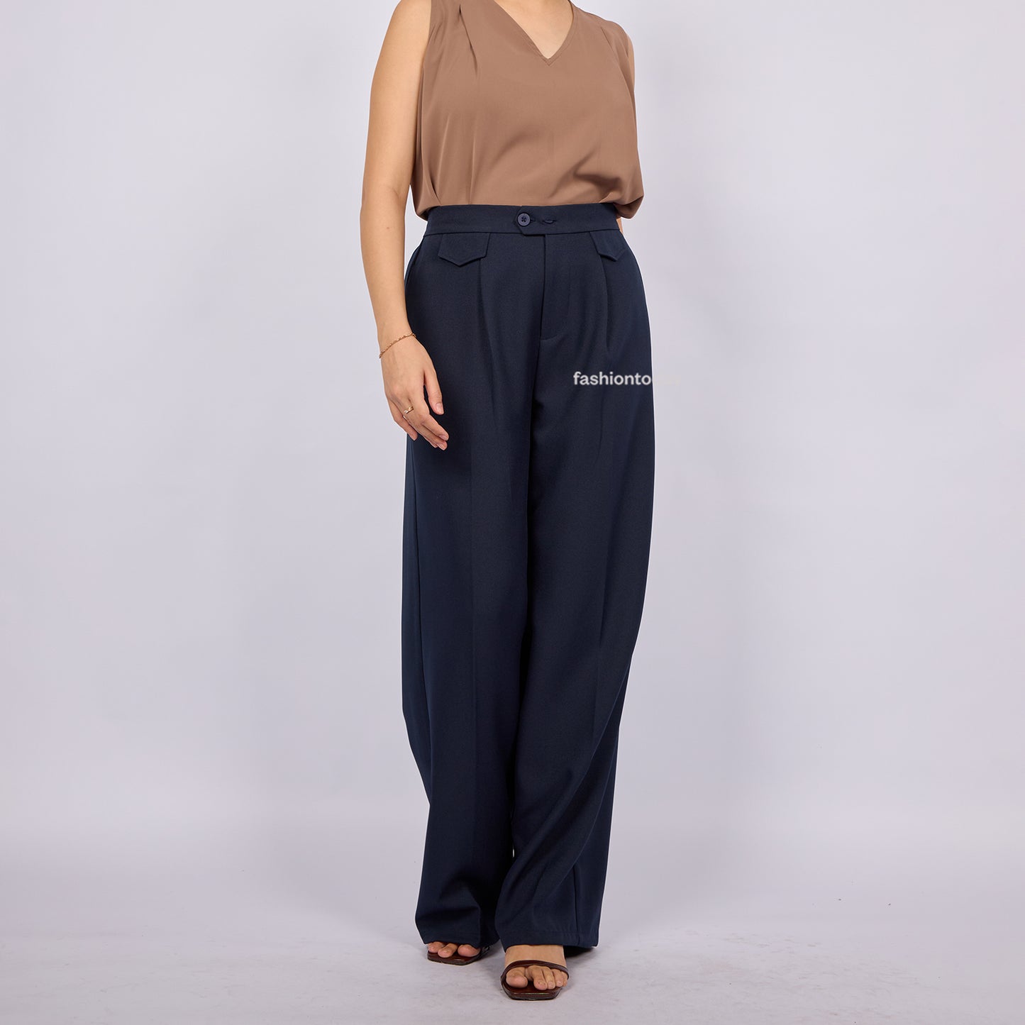 Saka Pants - Fashiontoday