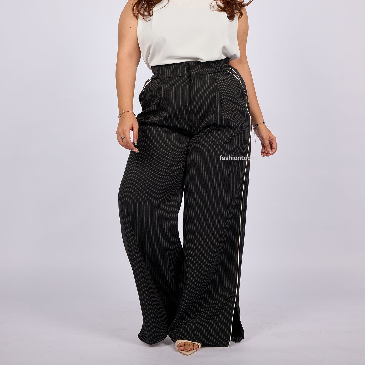 Riona Pants - Fashiontoday